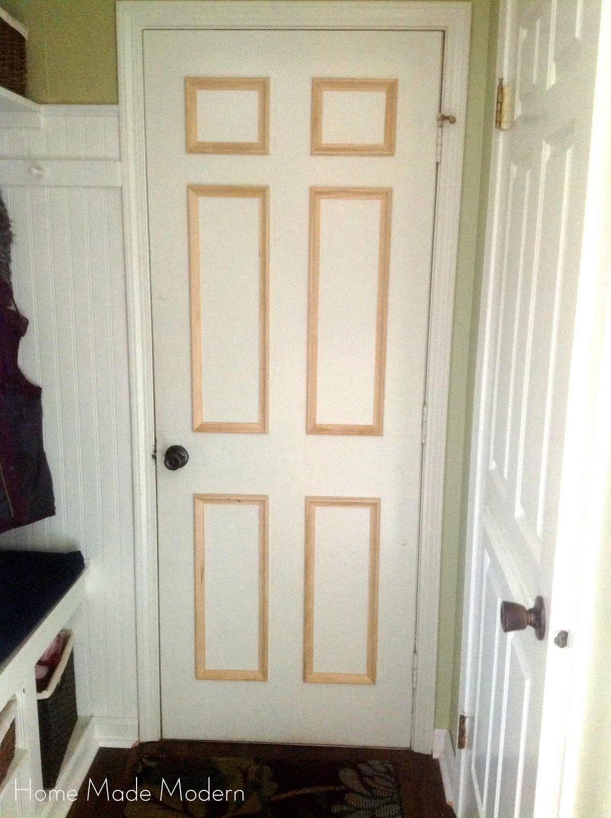 Как красиво покрасить дверь. Крашеные двери деревянные. Двери старые деревянные межкомнатные. Перекраска дверей. Перекраска дверей межкомнатных.
