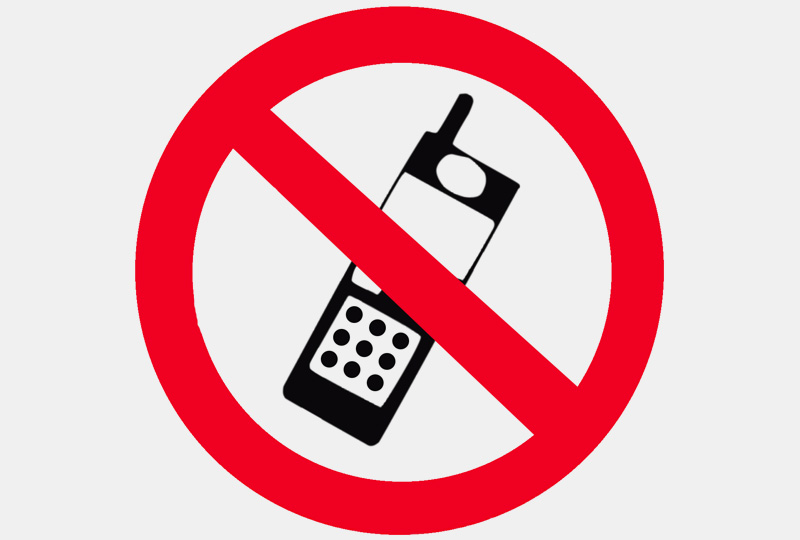 Фотка убери телефон. Табличка о запрете сотовых телефонов. Не разговаривать по телефону. Не говорить по телефону. Не разговаривать по телефону табличка.