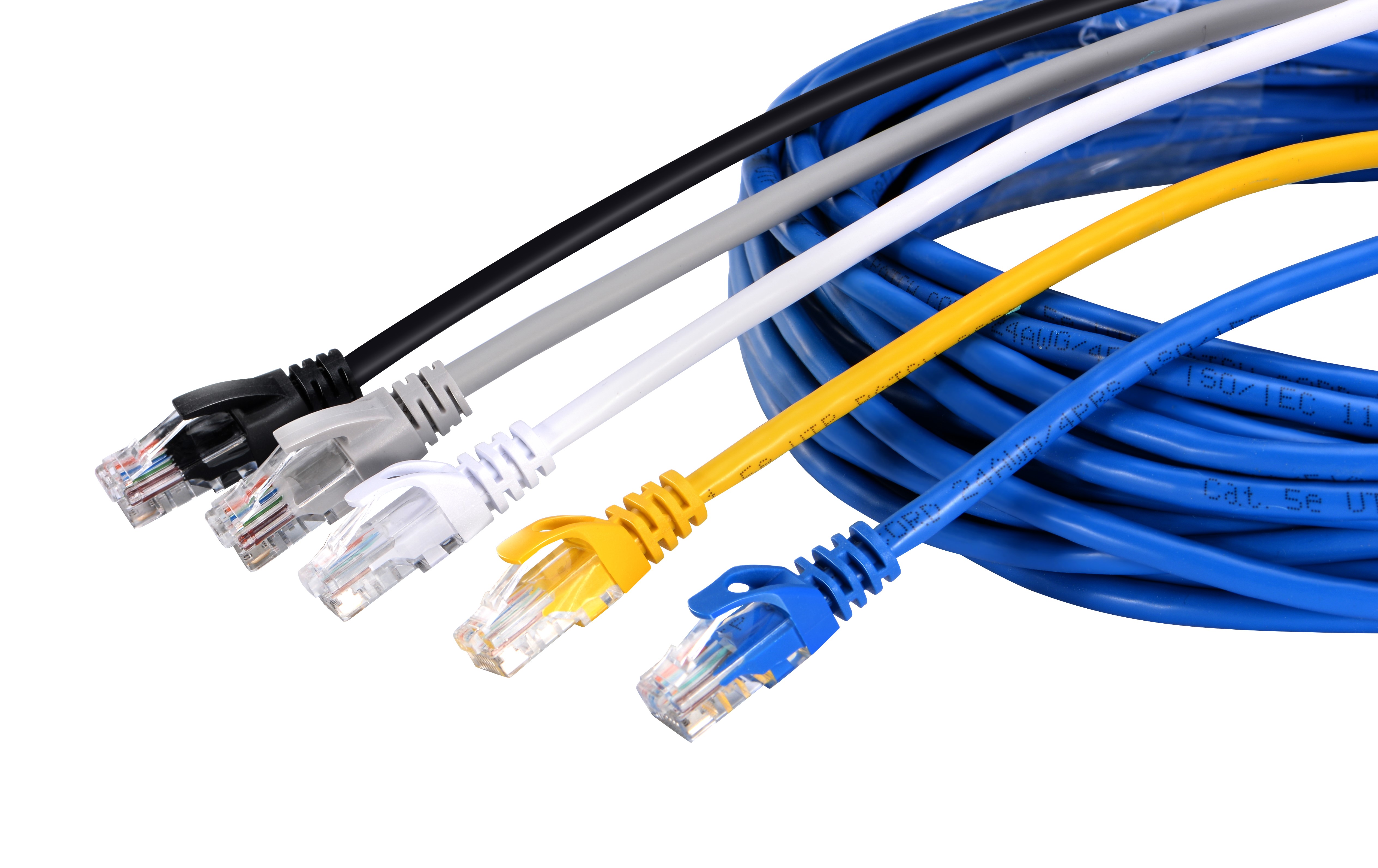 Какие есть интернет кабели. Патч корд оптический на rj45. Шнур соединительный f/UTP 6cat. (Pc01-c5eu-XXM). Патч корд Ethernet Cat 5e цвета. Конвектор оптоволокно / lan Cable.